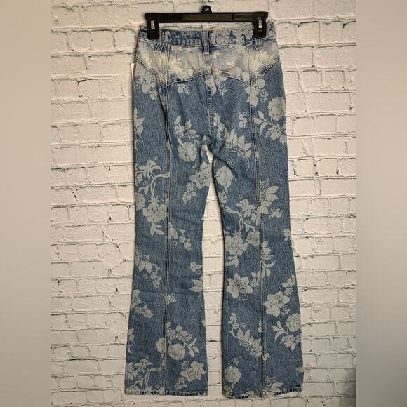 Free People Naomi floral flare jeans. Size 24 - Picture 5 of 6